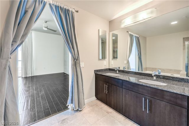 353 Bonneville Avenue 511, Las Vegas, NV 89101