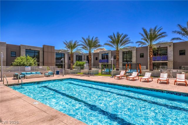 353 Bonneville Avenue 511, Las Vegas, NV 89101