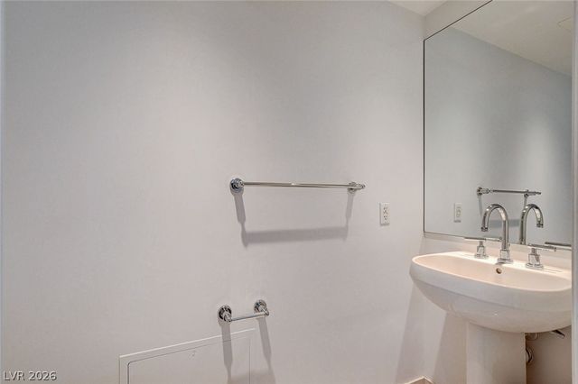 222 Karen Avenue 2705, Las Vegas, NV 89109