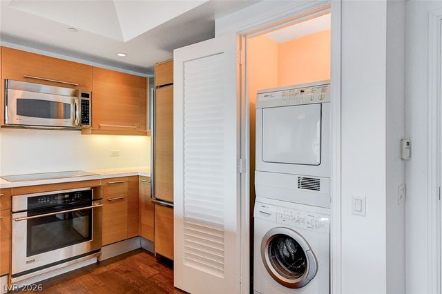 222 Karen Avenue 2705, Las Vegas, NV 89109