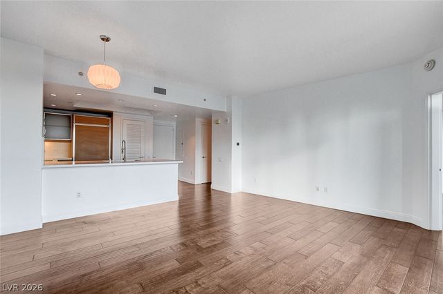 222 Karen Avenue 2705, Las Vegas, NV 89109