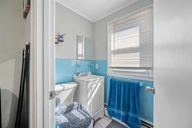 41 Dellwood Rd, Worcester, MA 01602