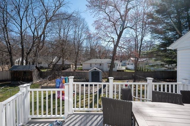 41 Dellwood Rd, Worcester, MA 01602