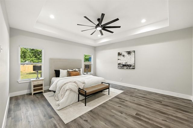 2939 Idaho Avenue, Dallas, TX 75216