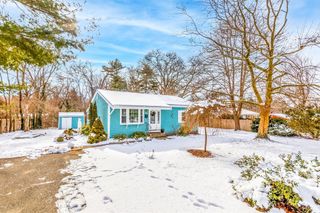 58 Maple St, Bourne, MA 02532