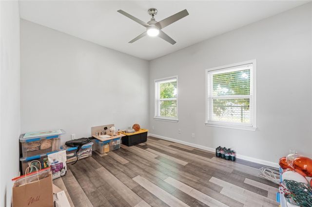 202 E 34th Street, Houston, TX 77018