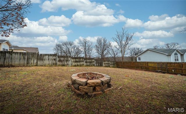 21848 Landmark Lane, Waynesville, MO 65583