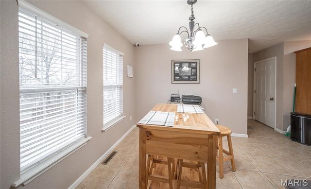 21848 Landmark Lane, Waynesville, MO 65583