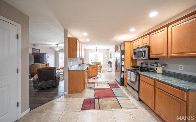 21848 Landmark Lane, Waynesville, MO 65583