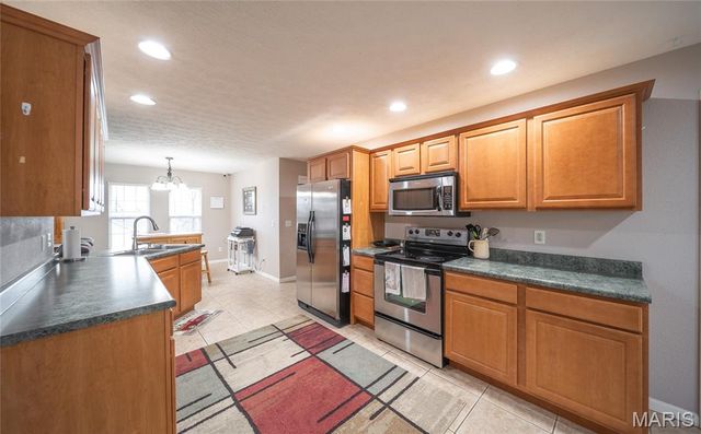 21848 Landmark Lane, Waynesville, MO 65583