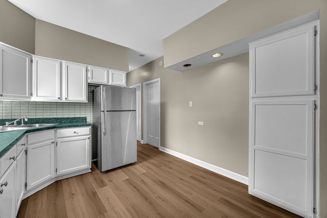 5527 W Potomac Avenue, Chicago, IL 60651