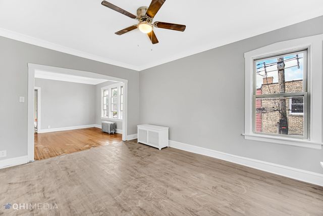 5527 W Potomac Avenue, Chicago, IL 60651