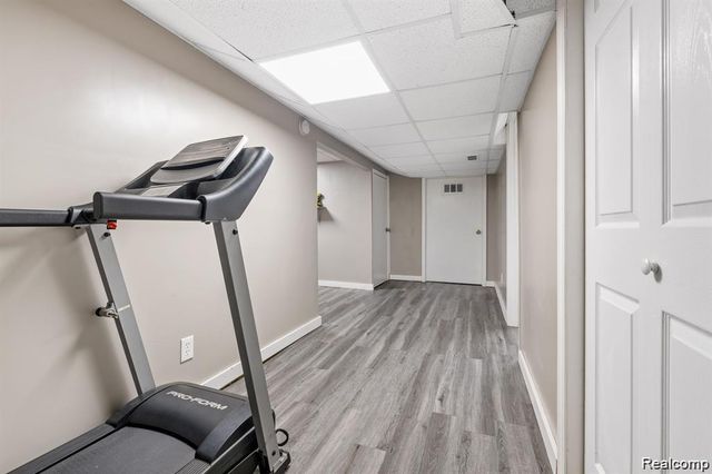 4274 Dickson Drive, Sterling Heights, MI 48310