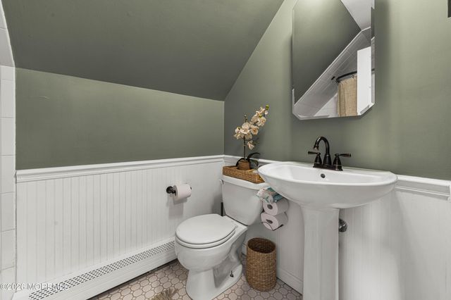 80 Ivy Hill Drive, Matawan, NJ 07747