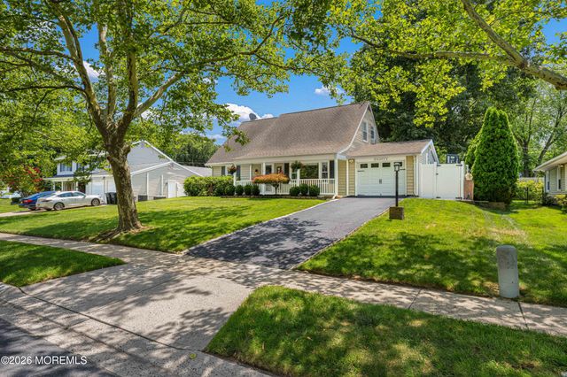80 Ivy Hill Drive, Matawan, NJ 07747