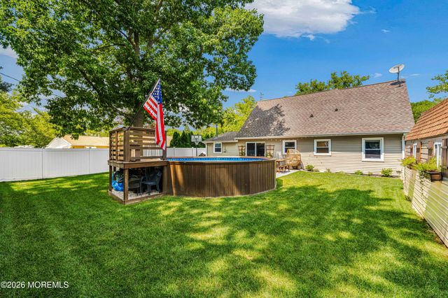 80 Ivy Hill Drive, Matawan, NJ 07747