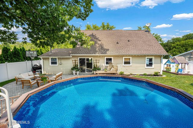 80 Ivy Hill Drive, Matawan, NJ 07747