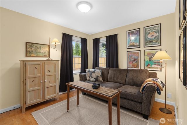221 Tamarack Avenue, Everett, WA 98203