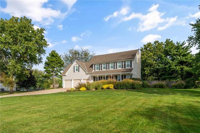 11600 W 156th Terrace, Overland Park, KS 66221