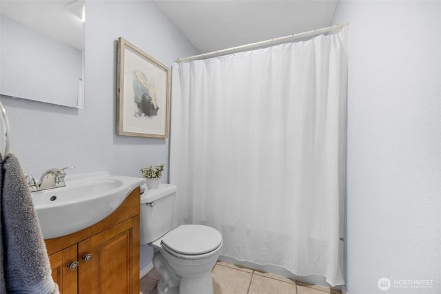 17806 83rd Place NE, Kenmore, WA 98028