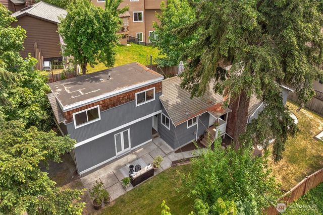 17806 83rd Place NE, Kenmore, WA 98028