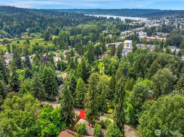 17806 83rd Place NE, Kenmore, WA 98028