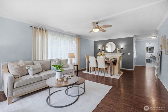 17806 83rd Place NE, Kenmore, WA 98028