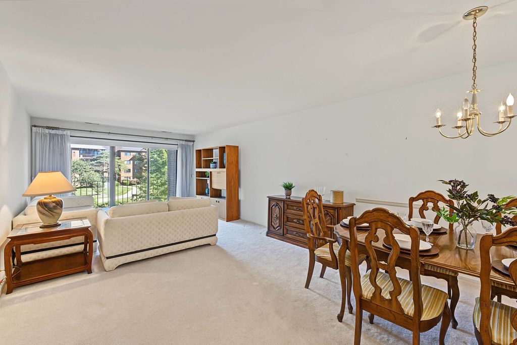 101 Old Oak Drive 215, Buffalo Grove, IL 60089 — photo 4