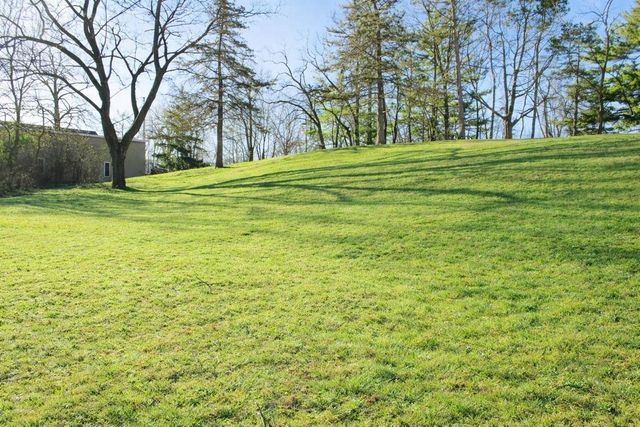 E11868 Dam Heights Road, Prairie Du Sac, WI 53578
