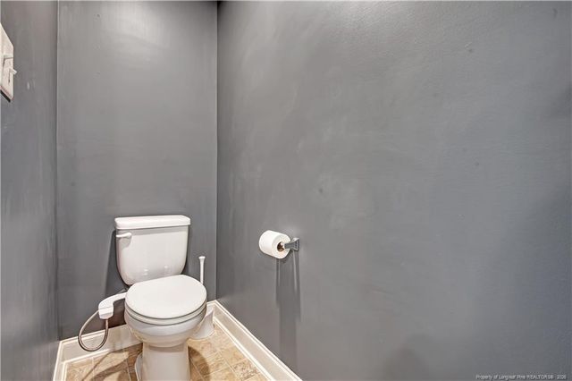 105 Birdsong Court, Aberdeen, NC 28315