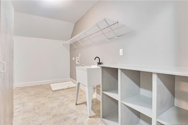 105 Birdsong Court, Aberdeen, NC 28315