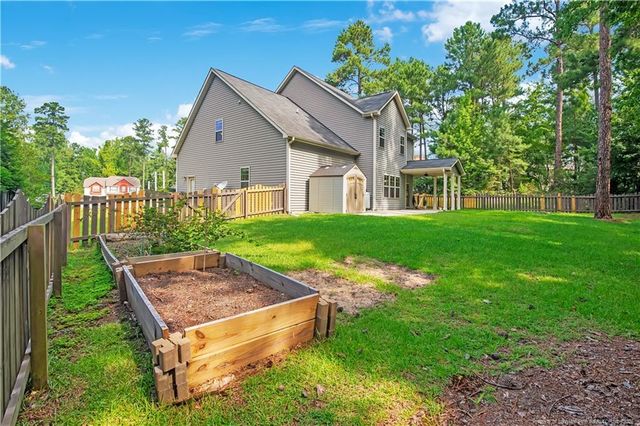 105 Birdsong Court, Aberdeen, NC 28315