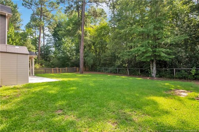 105 Birdsong Court, Aberdeen, NC 28315