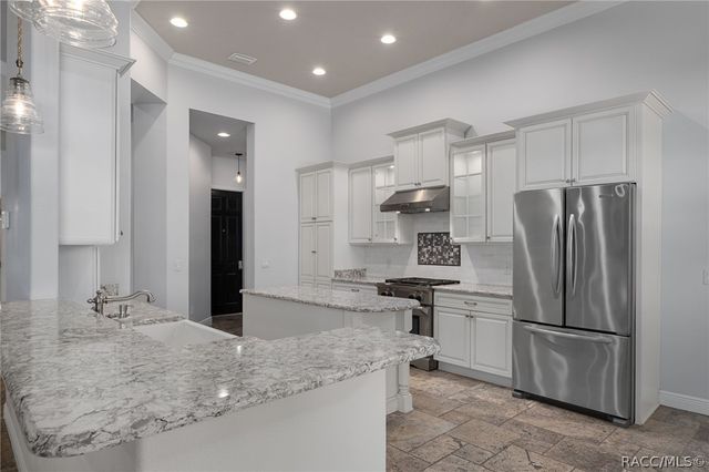 1118 N Hunt Club Drive, Hernando, FL 34442