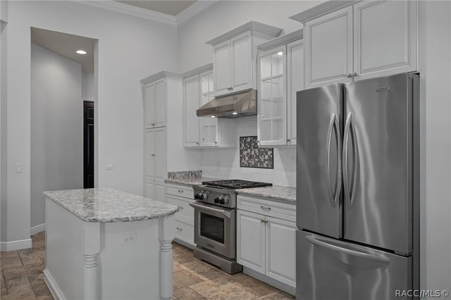 1118 N Hunt Club Drive, Hernando, FL 34442
