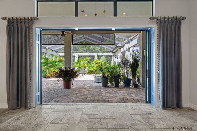 1118 N Hunt Club Drive, Hernando, FL 34442