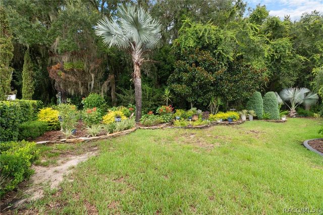 1118 N Hunt Club Drive, Hernando, FL 34442