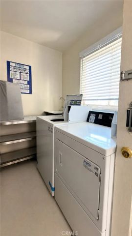 3930 Kentucky Drive 2, Los Angeles, CA 90068