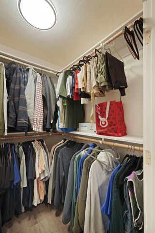 2948 E Woodbridge Rd, Acampo, CA 95220