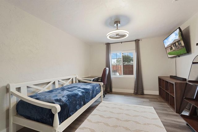 2948 E Woodbridge Rd, Acampo, CA 95220