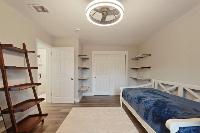 2948 E Woodbridge Rd, Acampo, CA 95220