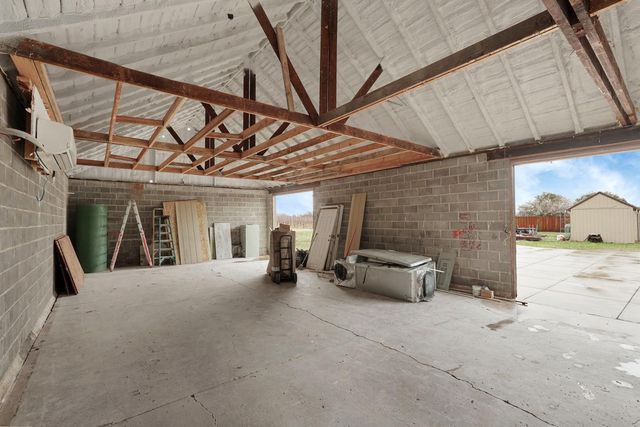 2948 E Woodbridge Rd, Acampo, CA 95220