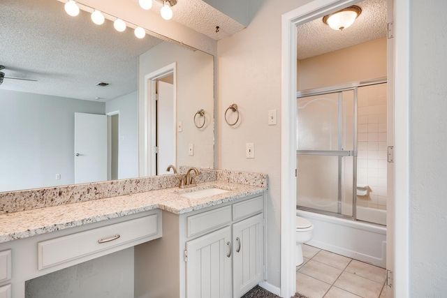 5912 Woodmeadow Drive, Arlington, TX 76016