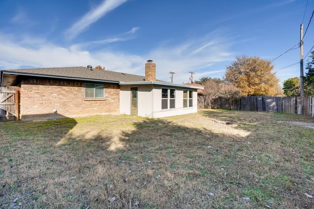 5912 Woodmeadow Drive, Arlington, TX 76016