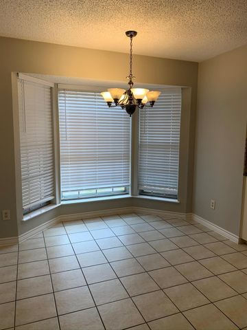 5912 Woodmeadow Drive, Arlington, TX 76016