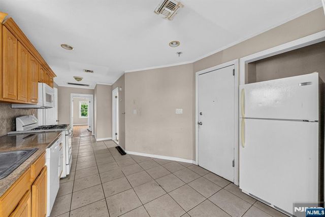 114-116 Peck Avenue, Newark, NJ 07107