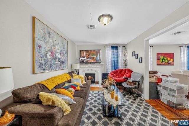114-116 Peck Avenue, Newark, NJ 07107