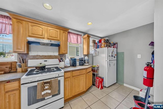 114-116 Peck Avenue, Newark, NJ 07107