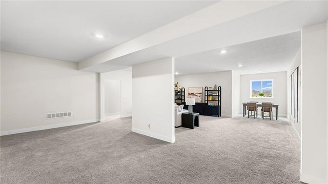 20925 W 188th Terrace, Spring Hill, KS 66083