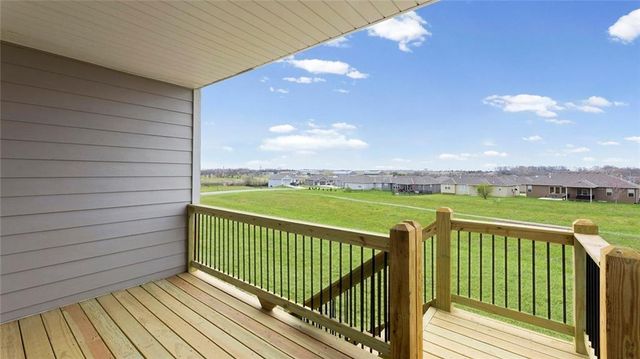 20925 W 188th Terrace, Spring Hill, KS 66083